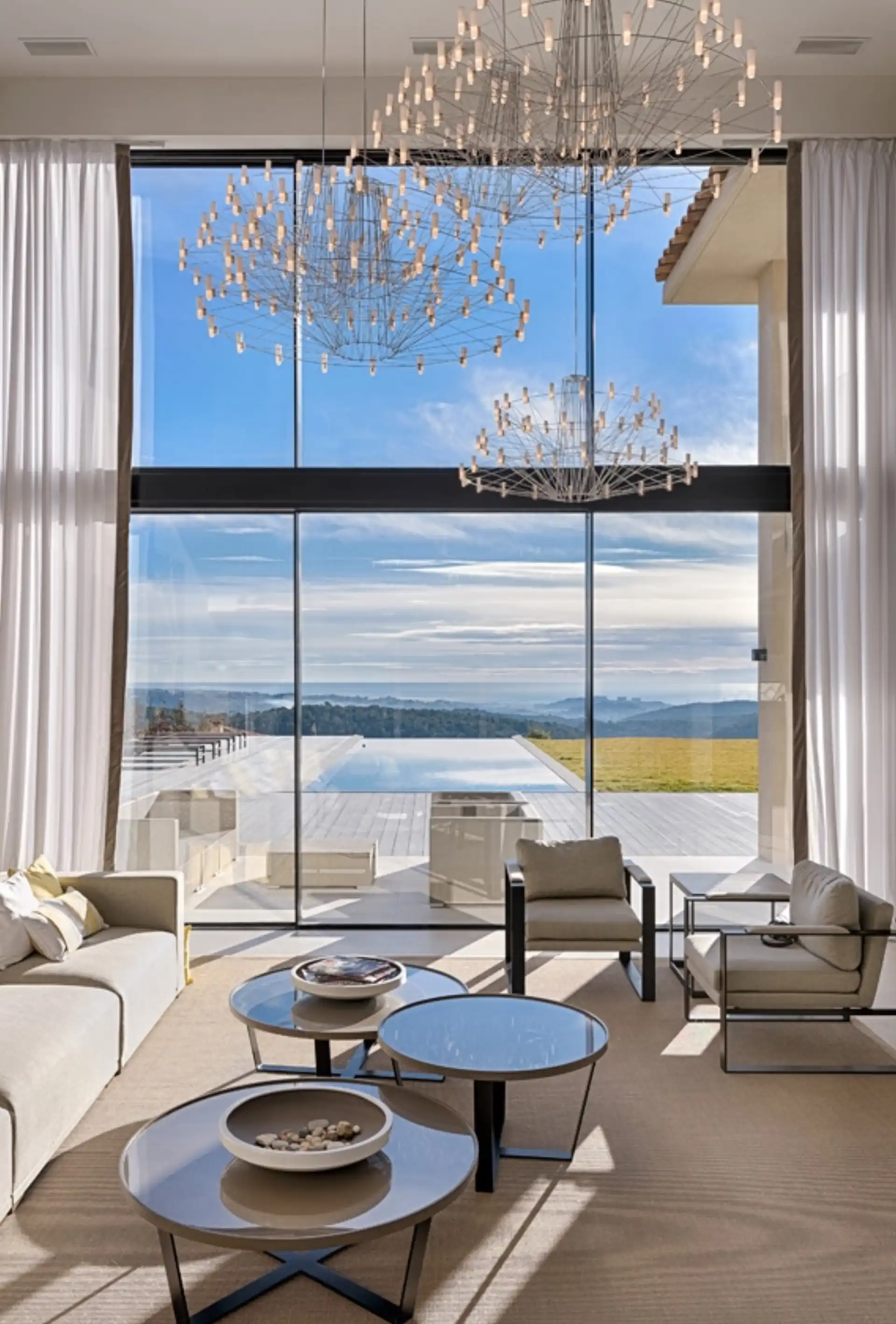 Luxury window installation in a Pickering home